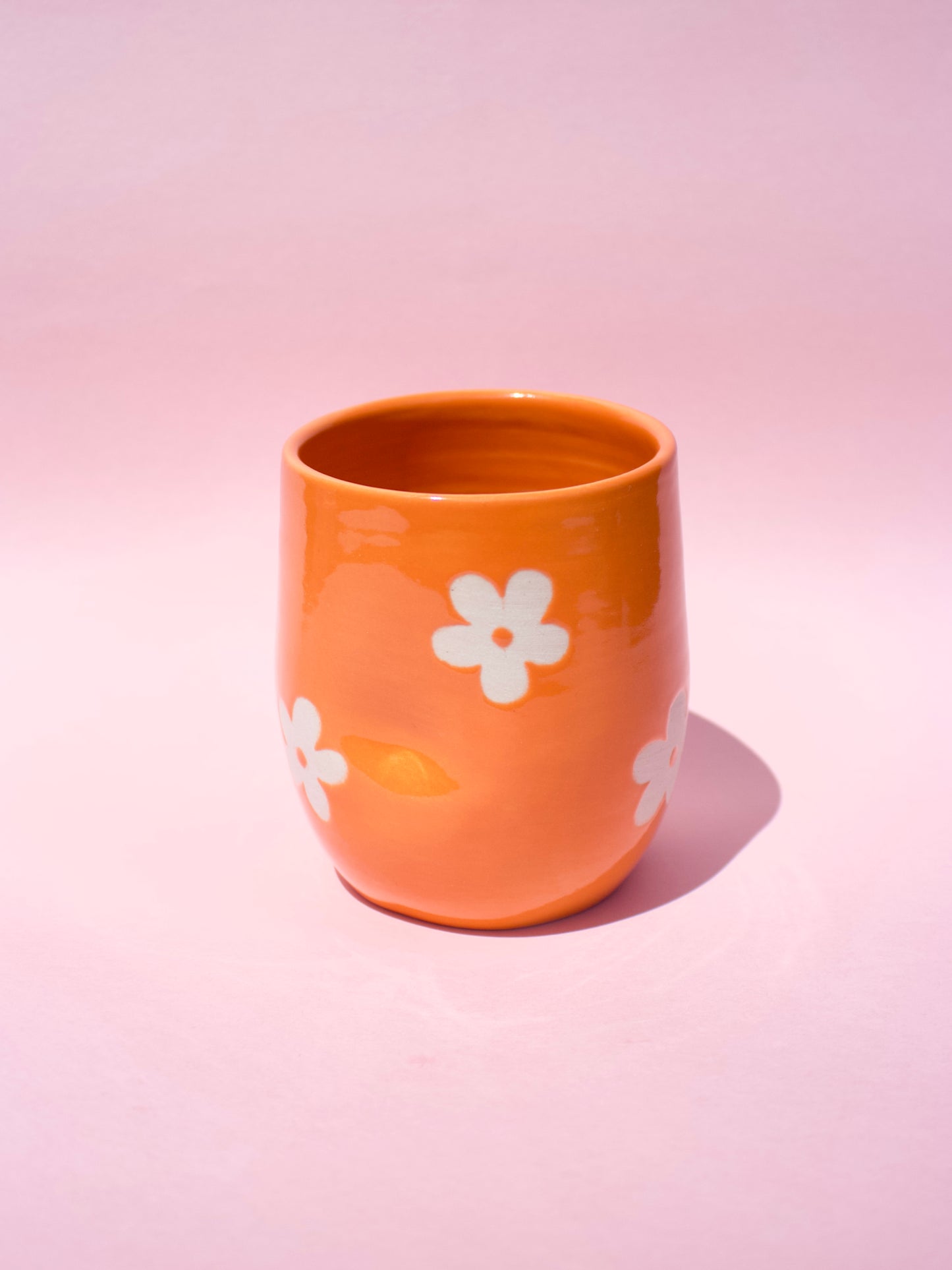 Orange Daisy Thumb Cup
