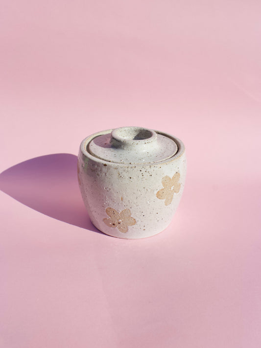 White Daisy Jar