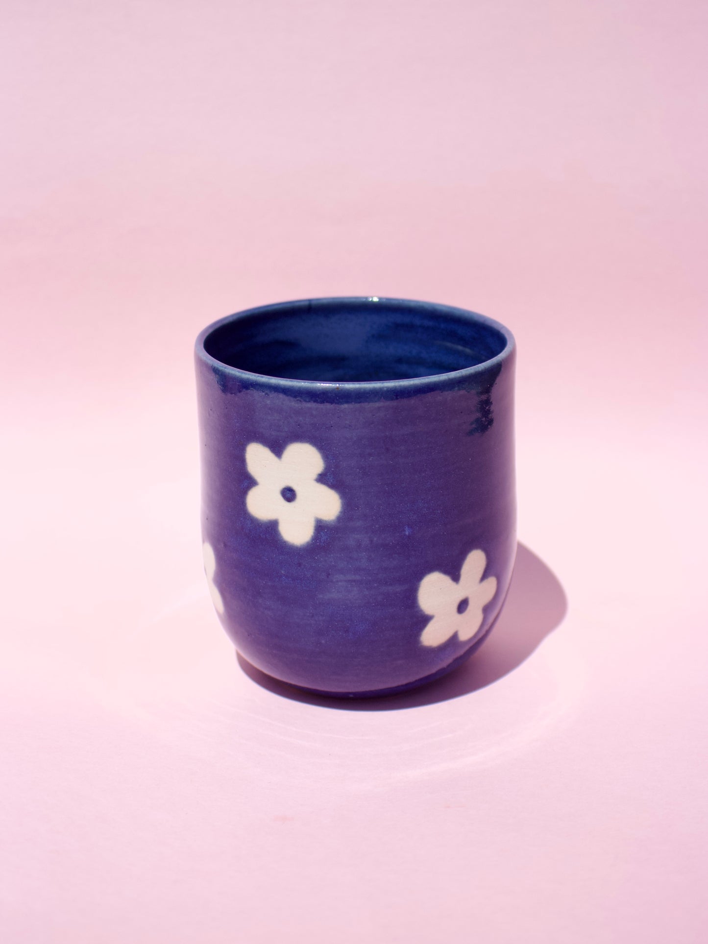 Blue Daisy Thumb Cup 2