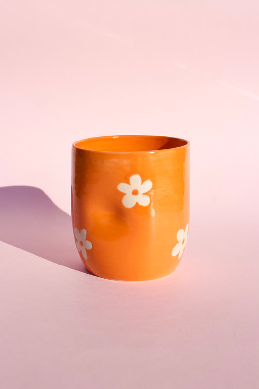 Orange Daisy Thumb Cup