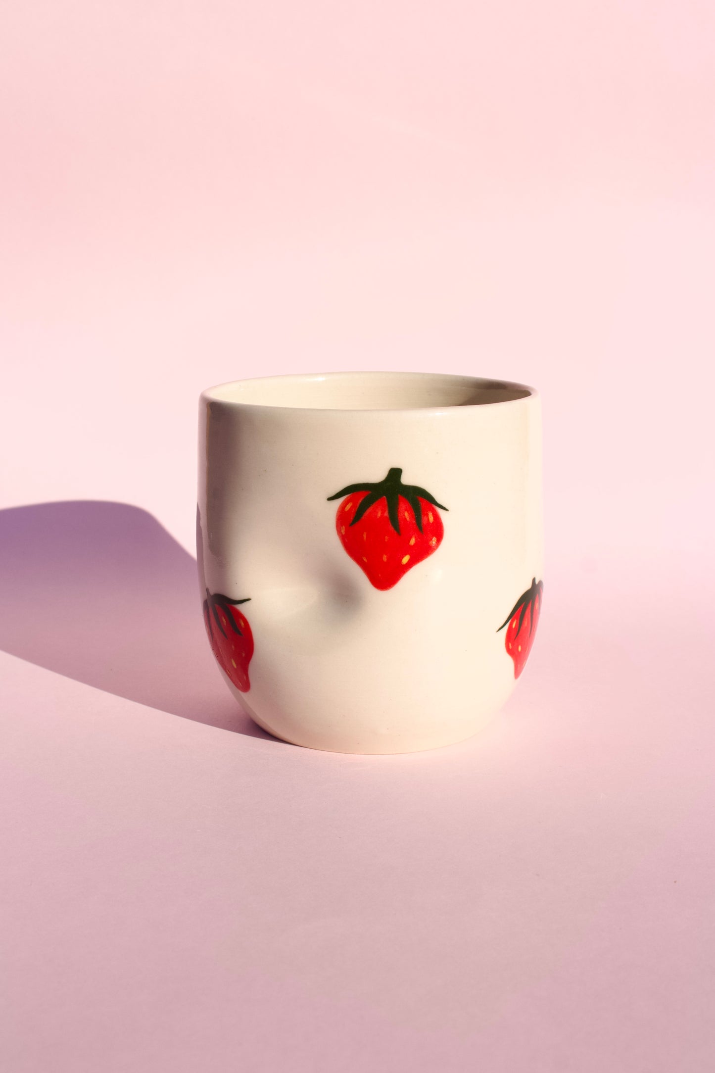 Strawberry Thumb Cup