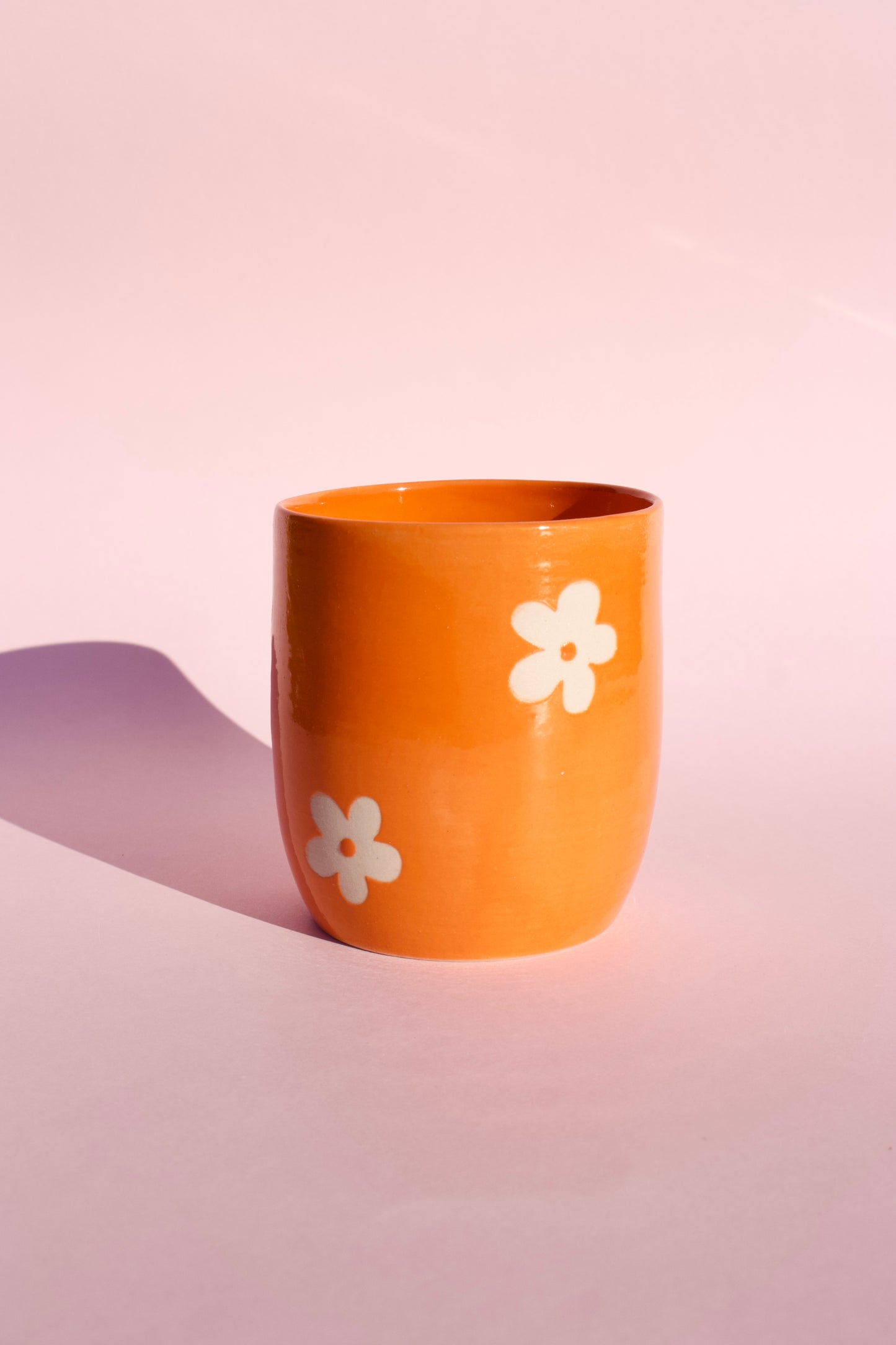 Orange Daisy Thumb Cup