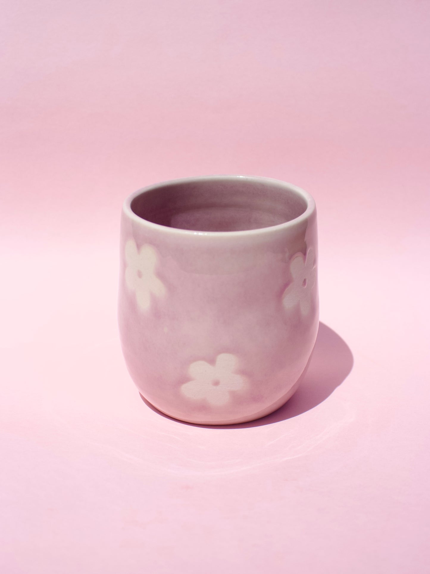 Lilac Daisy Thumb Cup